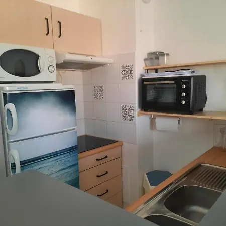 Belle maisonnette dans résidence avec piscine-3